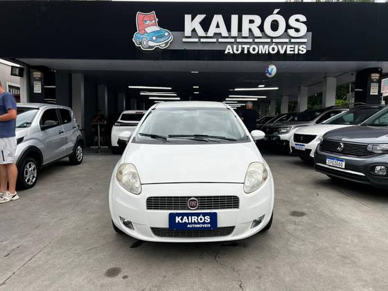 FIAT PUNTO 1.6 ESSENCE 16V FLEX 4P AUTOMATIZADO